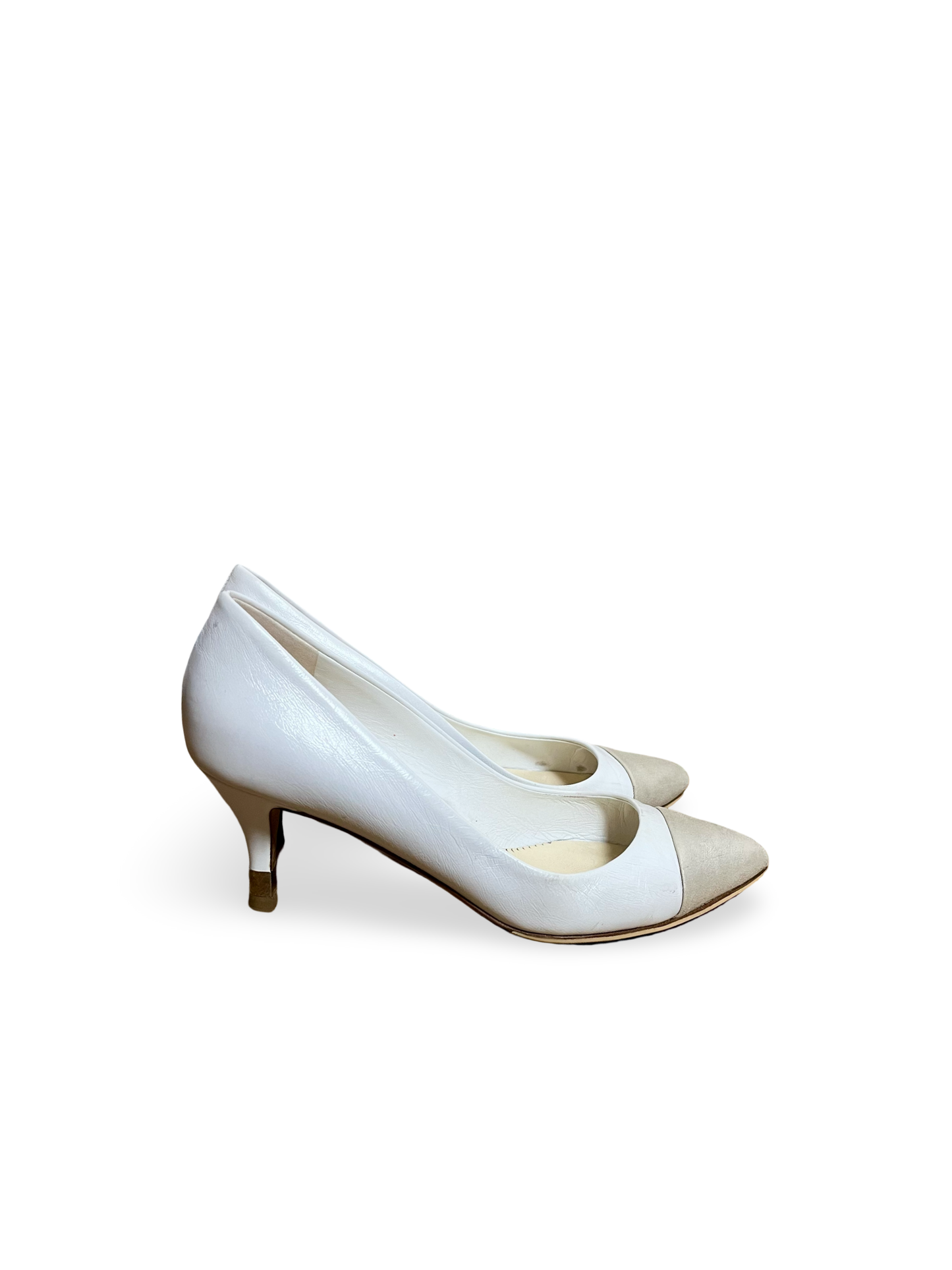 Chanel | two-tone kitten heel | US 7