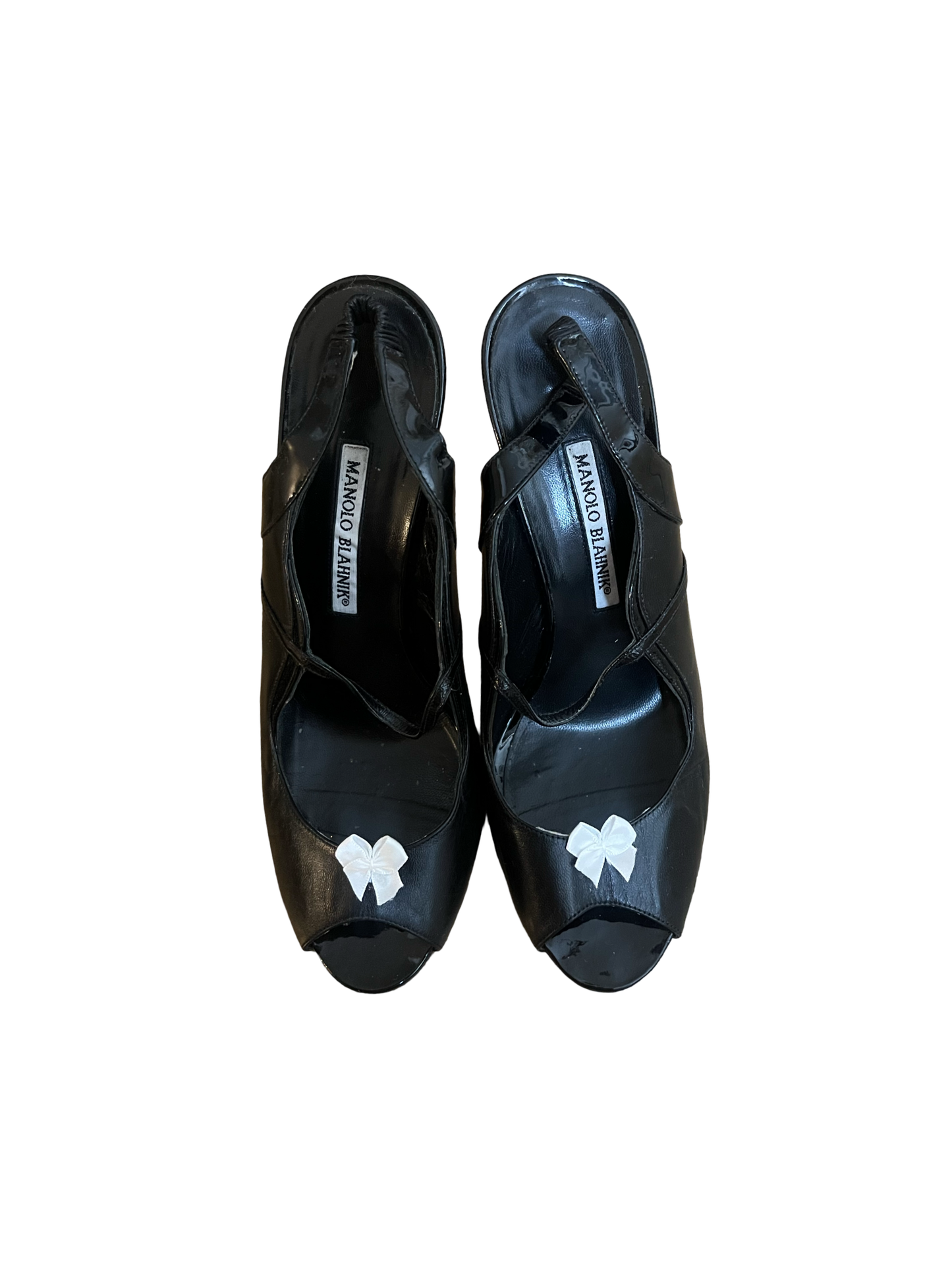 Manolo Blahnik | the bachelorette heel | US 9