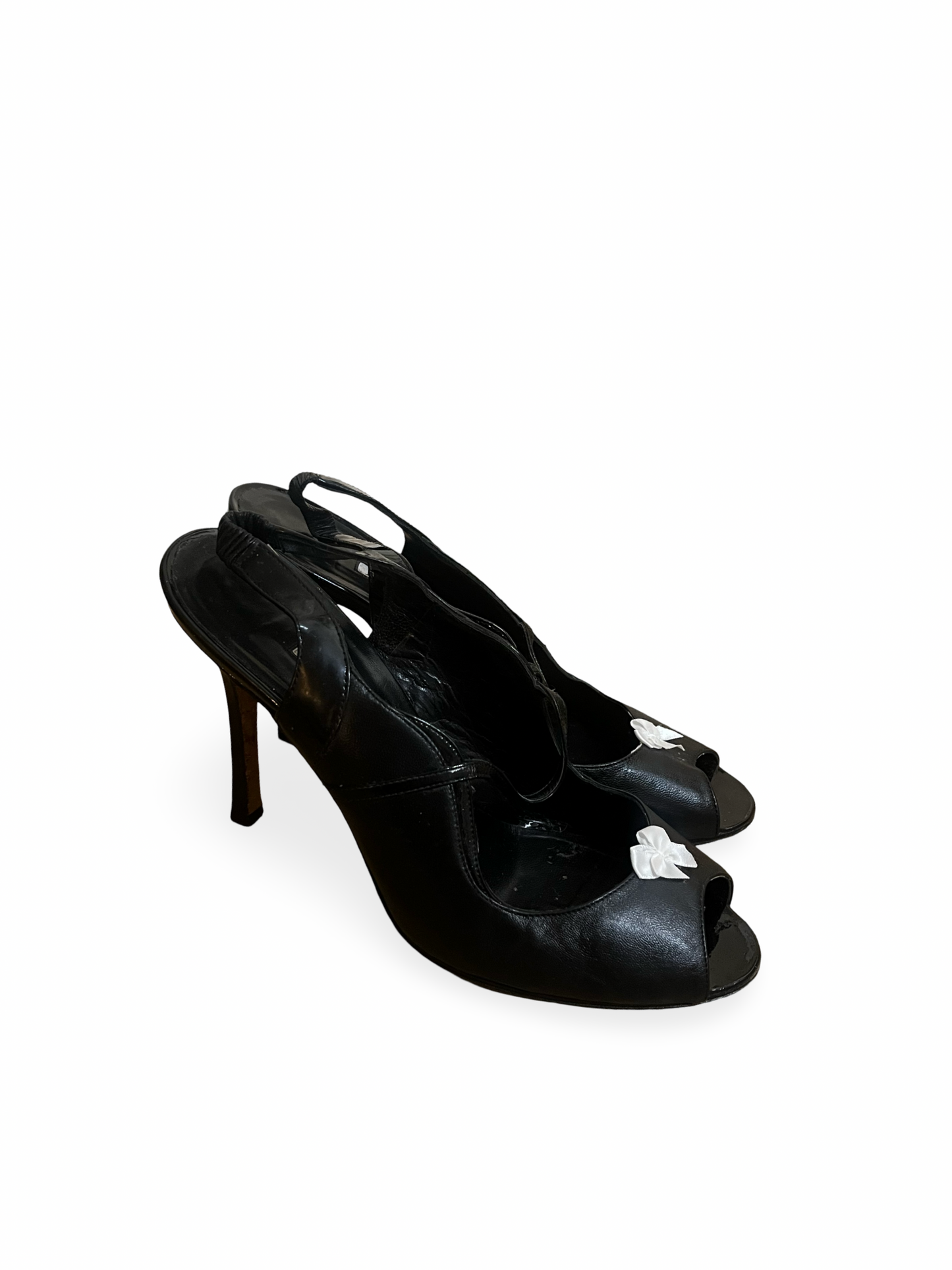 Manolo Blahnik | the bachelorette heel | US 9